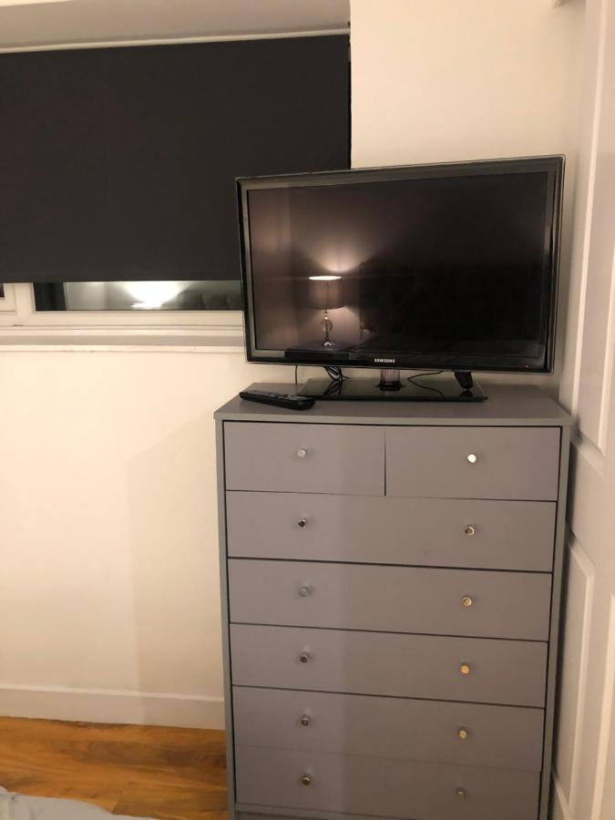 Exclusive Modern Decorated 1 Bedroom Detached Studio ニューポート エクステリア 写真